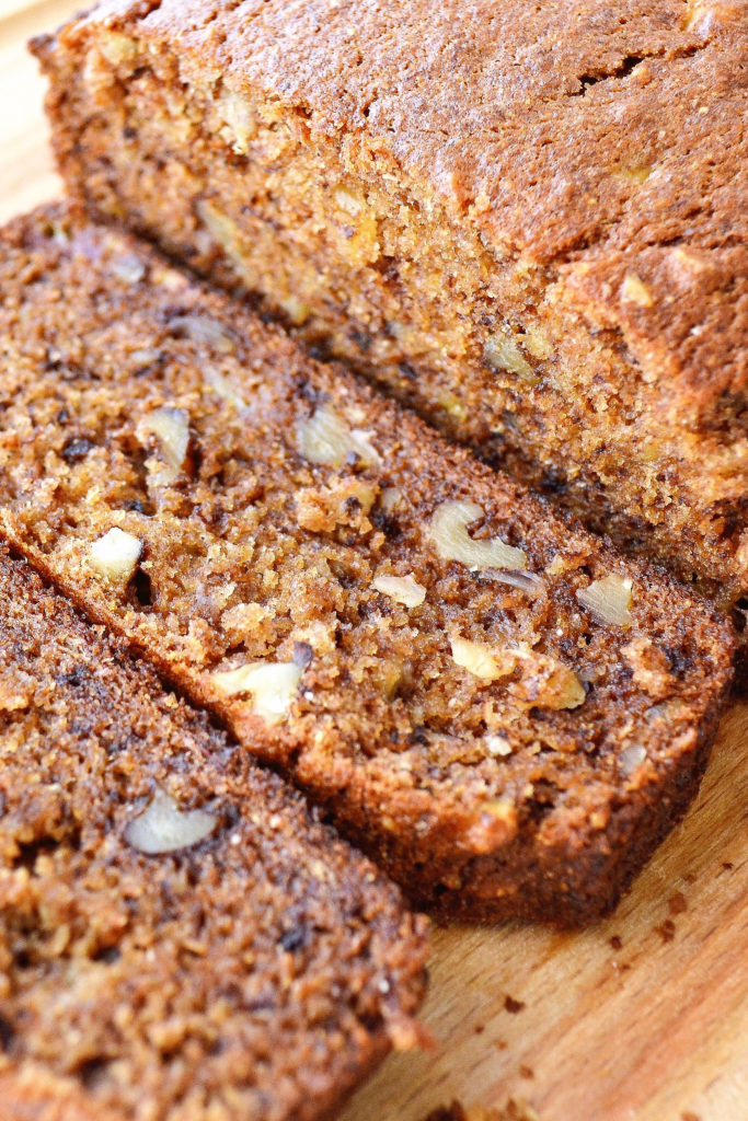 moist banana nut bread