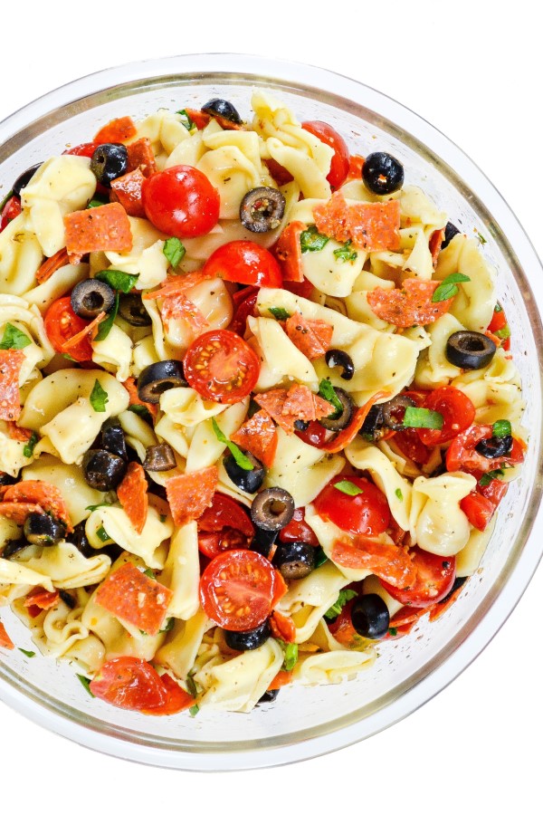 Easy Italian Tortellini Pasta Salad Sum Of Yum 8945