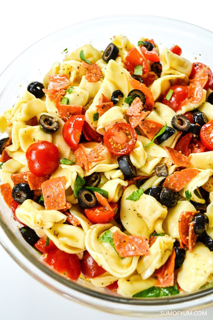 Easy Italian Tortellini Pasta Salad - Sum of Yum