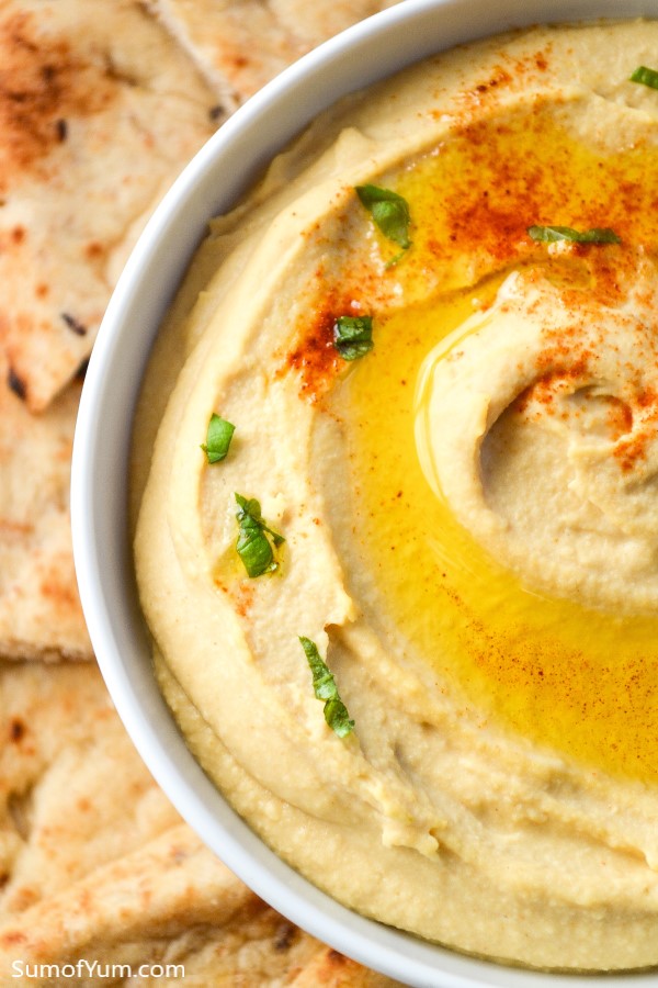 Bowl of Hummus with naan bread