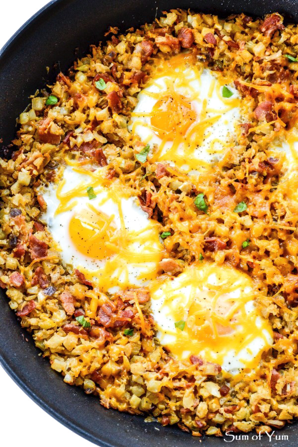 Low Carb Cauliflower Breakfast Skillet with Bacon and Eggs
