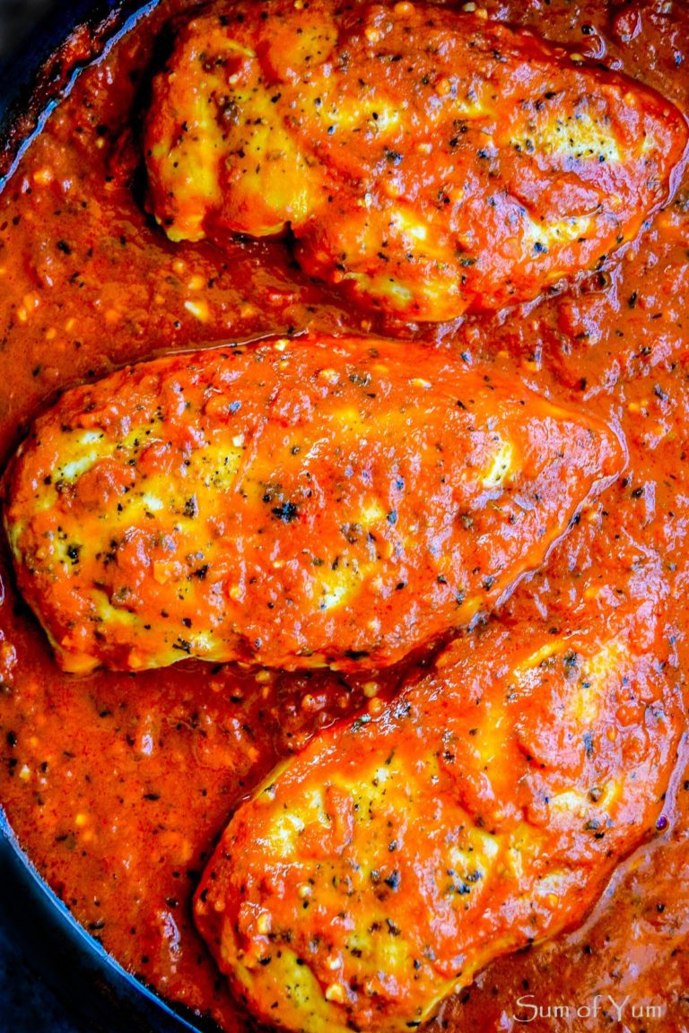 Skillet Chicken in Garlic Tomato Sauce - Sum of Yum