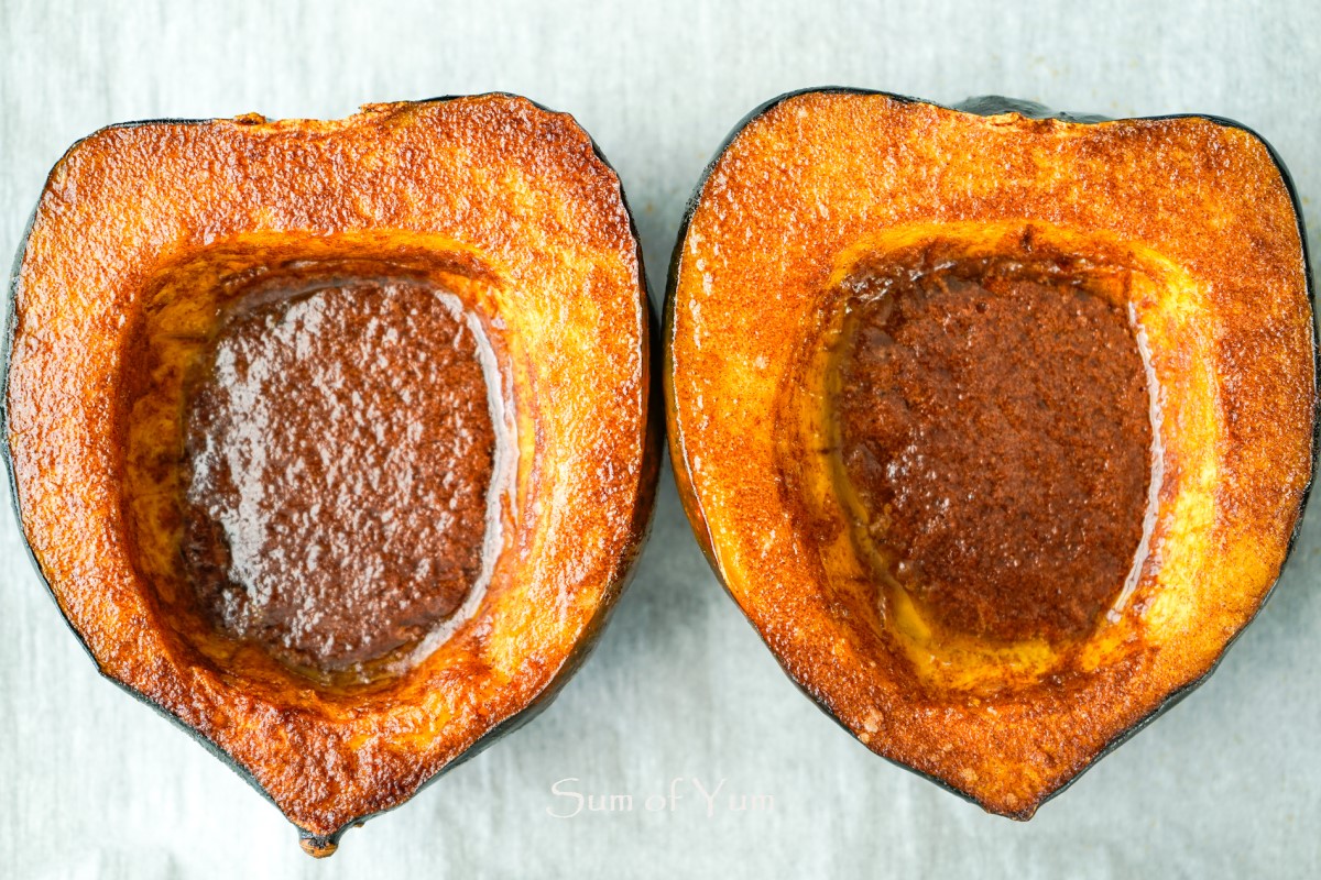 Cooked Acorn Squash with Cinnamon Brown Sugar Butter