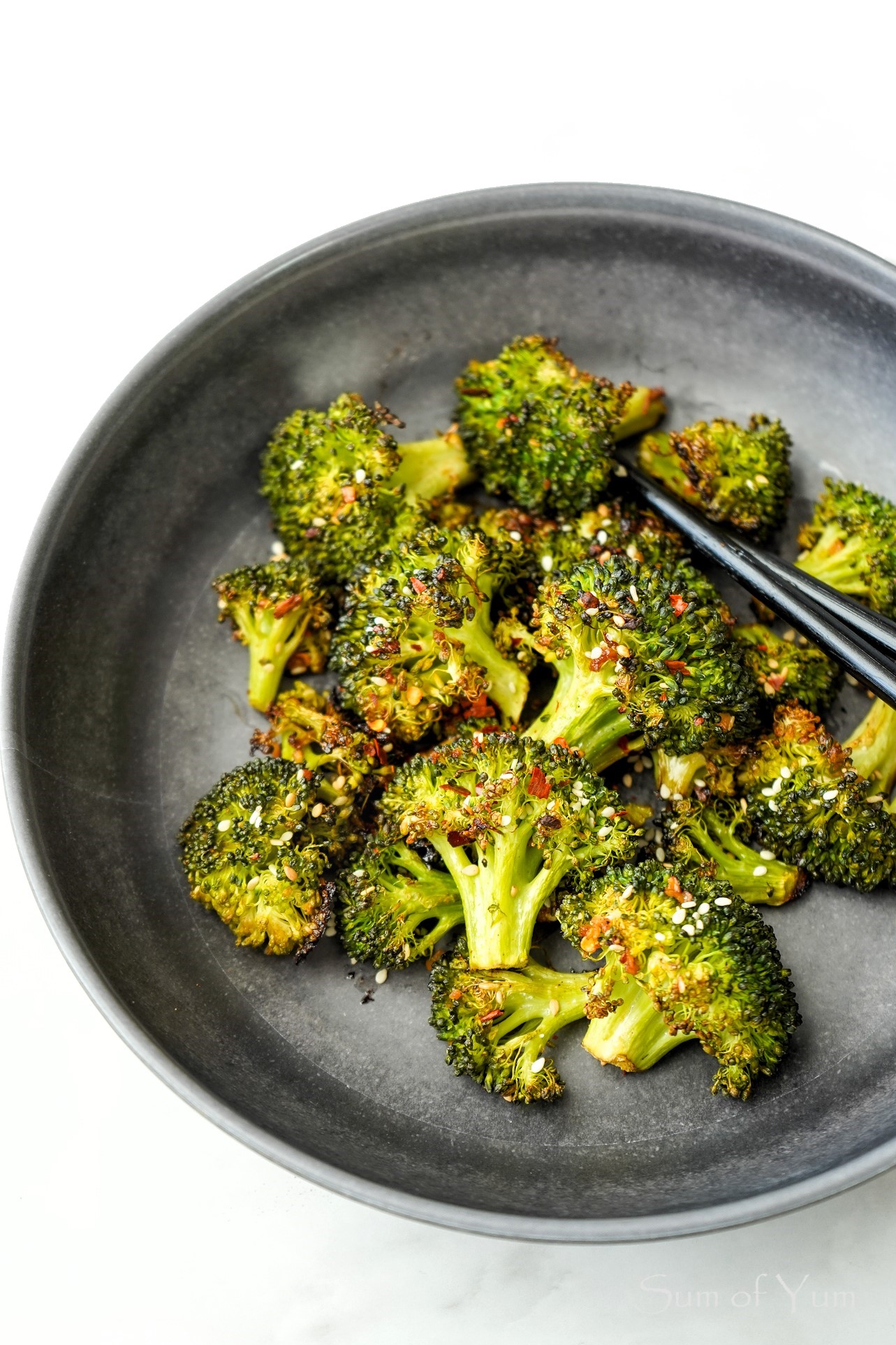 Garlic Sesame Broccoli Bowl
