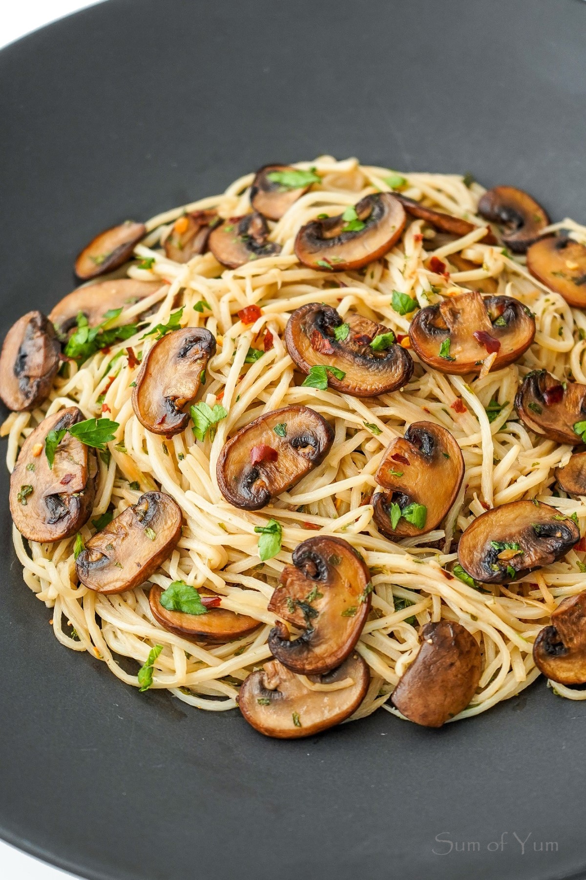 Aglio e Olio with Mushrooms